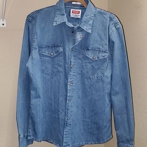 Wrangler pearl snap denim shirt